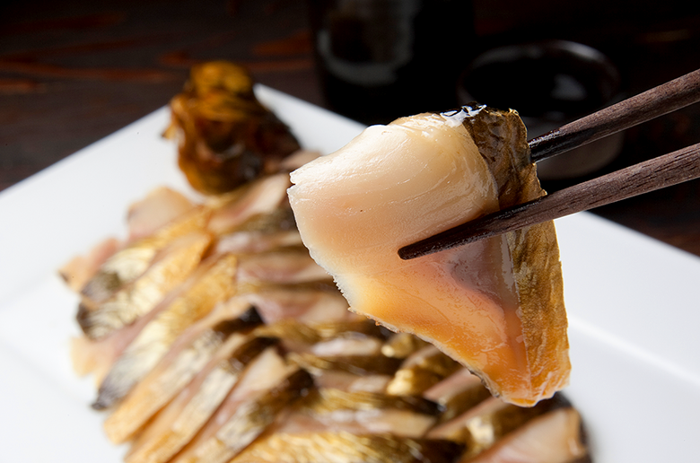 北海道余市町の燻製専門店のにしんの燻製をセットに
お酒のおつまみにおすすめ