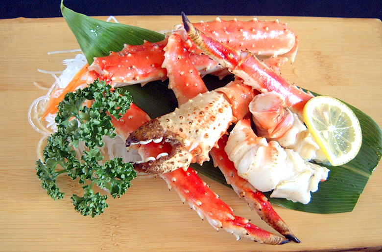 極寒の海で育まれたタラバガニを
茹で上げその場で急速冷凍