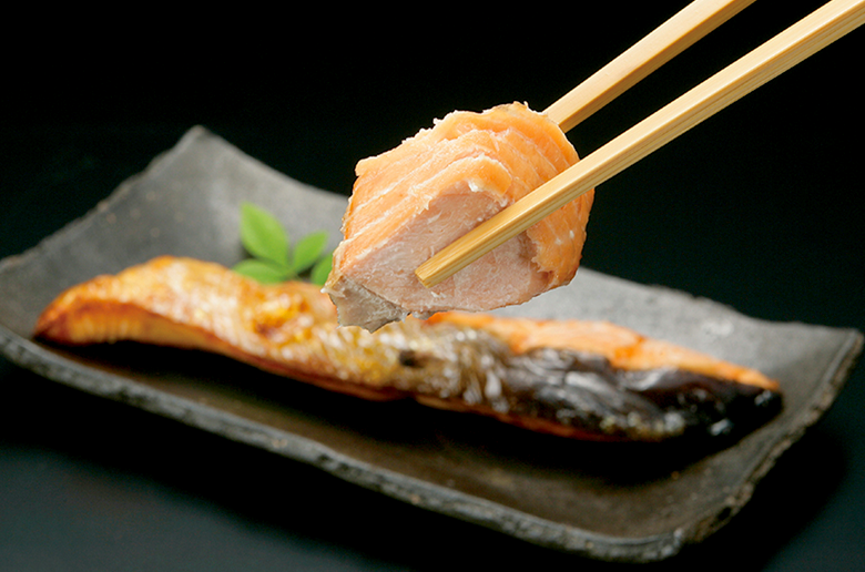 北の匠が現地(斜里・雄武、日高・他道内)で選んだ
鮭そのものの味の違いが楽しめる詰合せ