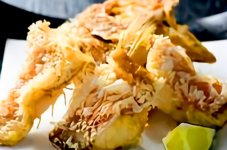 京都の高級料理店でも扱われる甘鯛
鱗を落とさず焼き上げる「若狭焼き」は絶品