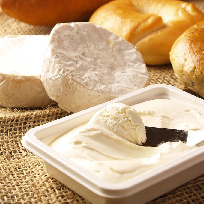  チーズ・バター。おすすめ人気チーズ4種セット(5品)《トワ・ヴェール》