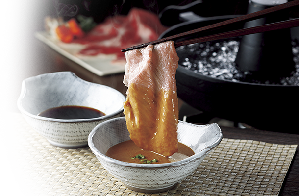 まろやかな風味と 
豊かな肉汁が特徴の仙台牛